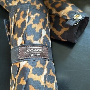 Coach full size umbrella